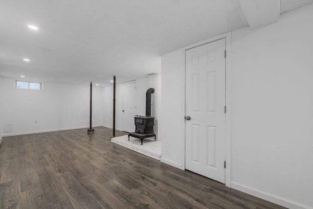 64 Pocasset Ave, Tiverton, RI 02878