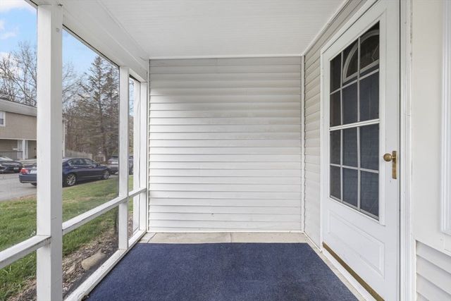 64 Pocasset Ave, Tiverton, RI 02878