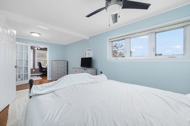 64 Pocasset Ave, Tiverton, RI 02878