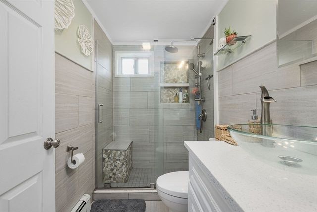 64 Pocasset Ave, Tiverton, RI 02878