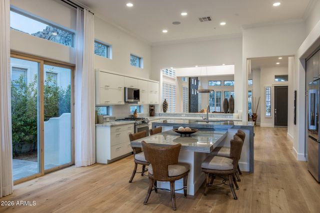 11531 E DESERT WILLOW Drive, Scottsdale, AZ 85255