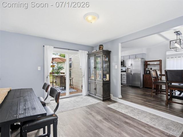 6195 Lake Forest Drive, Grand Blanc, MI 48439