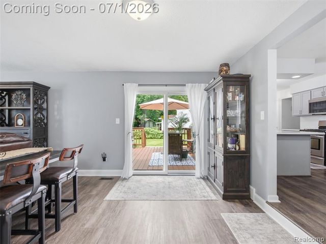 6195 Lake Forest Drive, Grand Blanc, MI 48439