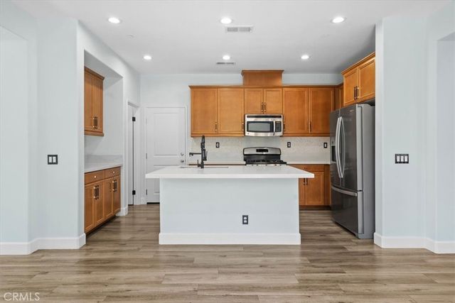 15530 Bonsai Way, Tustin, CA 92782
