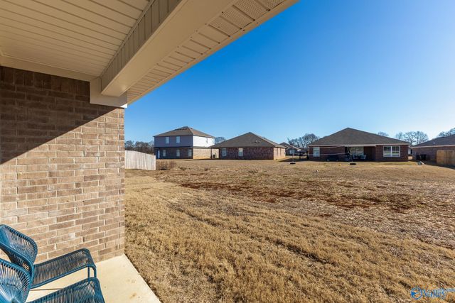 107 Old Dirt Road, Meridianville, AL 35759