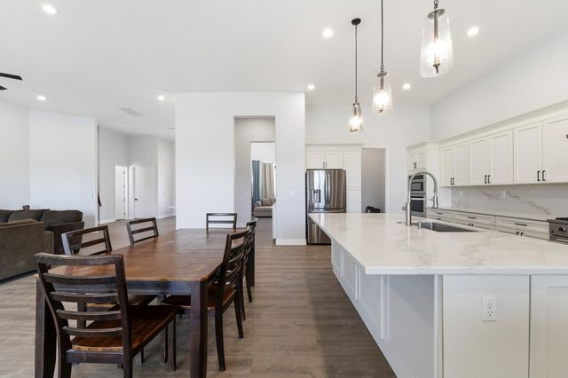 3709 Blue Gum Ave, Modesto, CA 95358