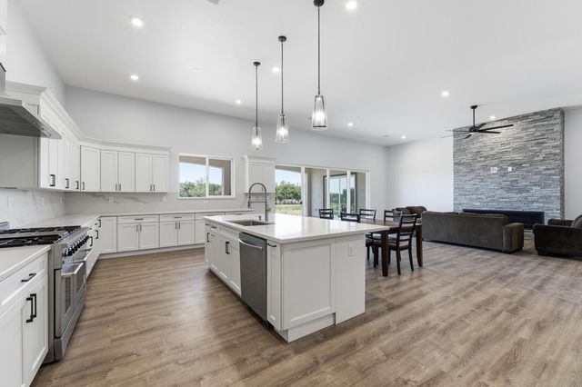 3709 Blue Gum Ave, Modesto, CA 95358