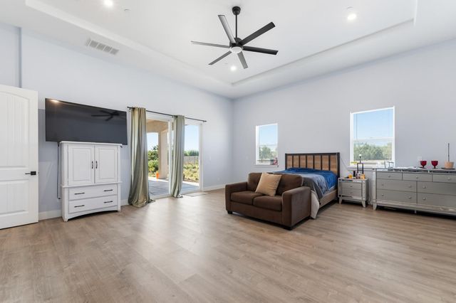 3709 Blue Gum Ave, Modesto, CA 95358