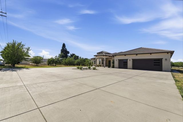3709 Blue Gum Ave, Modesto, CA 95358