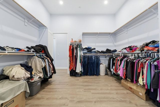 3709 Blue Gum Ave, Modesto, CA 95358