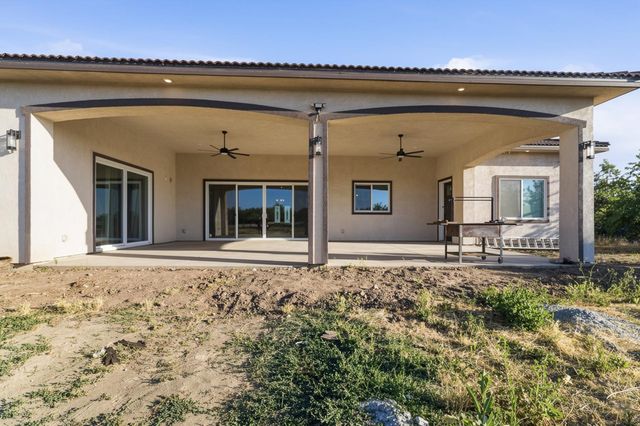 3709 Blue Gum Ave, Modesto, CA 95358