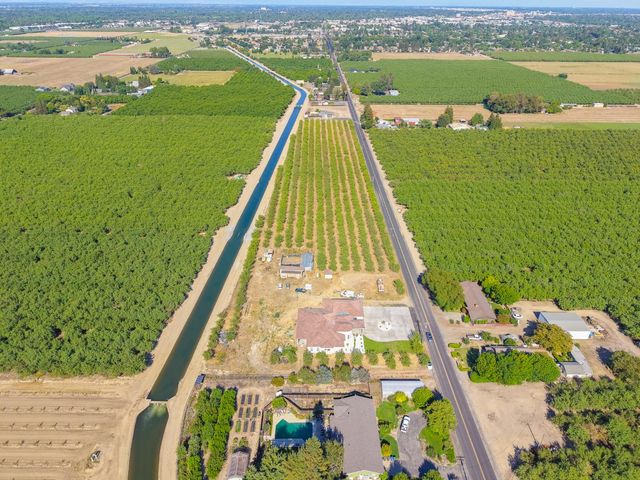3709 Blue Gum Ave, Modesto, CA 95358