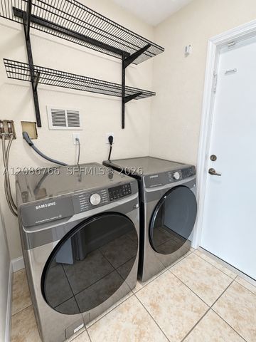 11034 NW 86th Ter 0, Doral, FL 33178