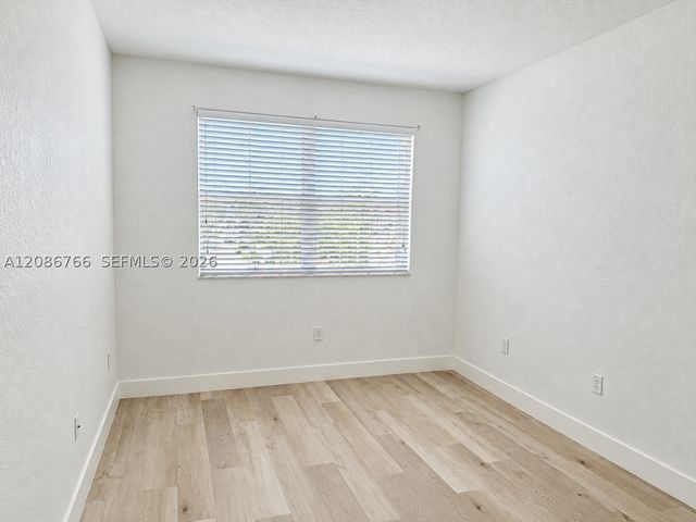 11034 NW 86th Ter 0, Doral, FL 33178