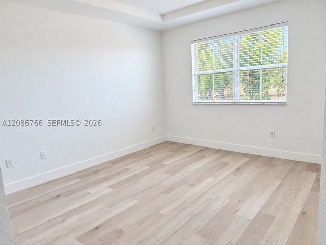 11034 NW 86th Ter 0, Doral, FL 33178