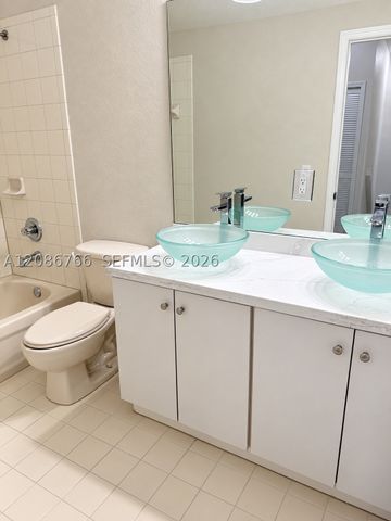 11034 NW 86th Ter 0, Doral, FL 33178