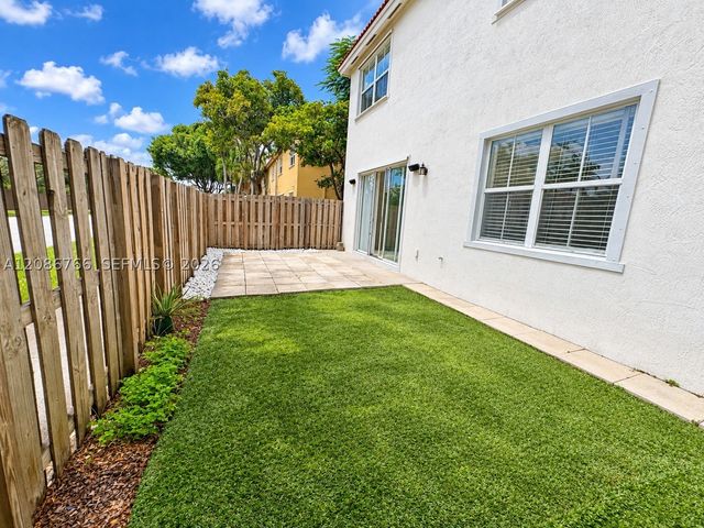 11034 NW 86th Ter 0, Doral, FL 33178
