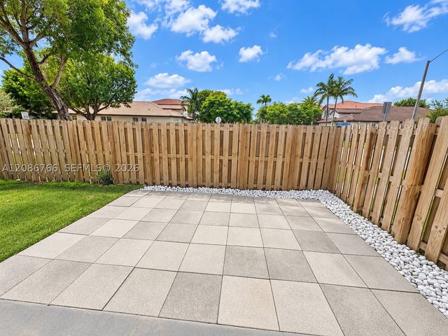 11034 NW 86th Ter 0, Doral, FL 33178