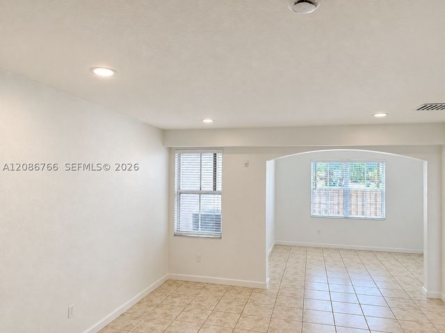 11034 NW 86th Ter 0, Doral, FL 33178