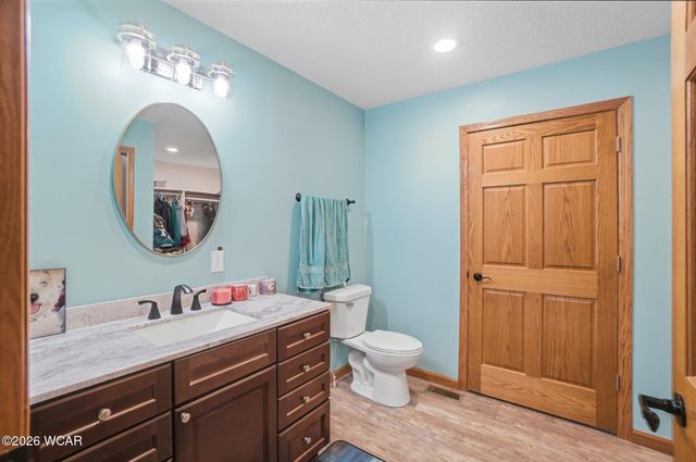 109 Bluegrass Drive, Wapakoneta, OH 45895