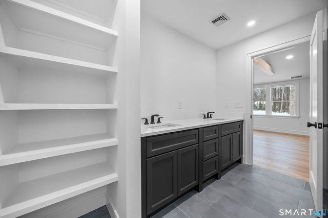 140 Mile Common Road, Easton, CT 06612