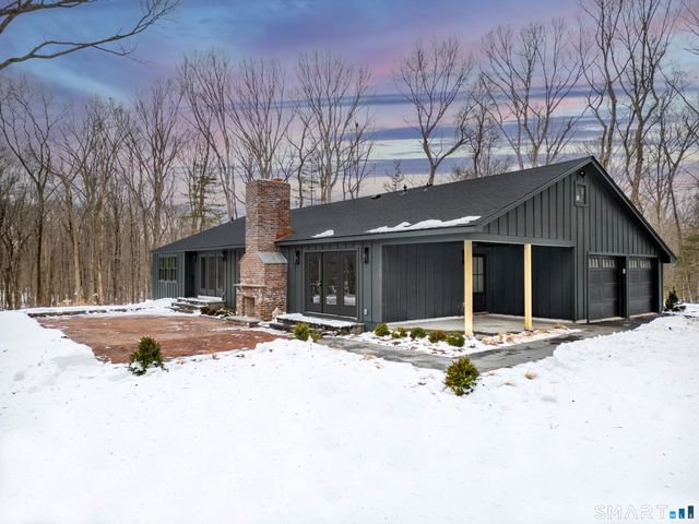 140 Mile Common Road, Easton, CT 06612