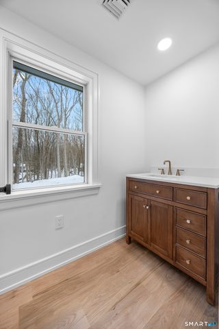 140 Mile Common Road, Easton, CT 06612