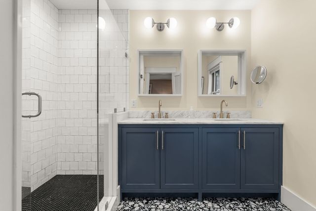 138 W 3rd St, Boston, MA 02127