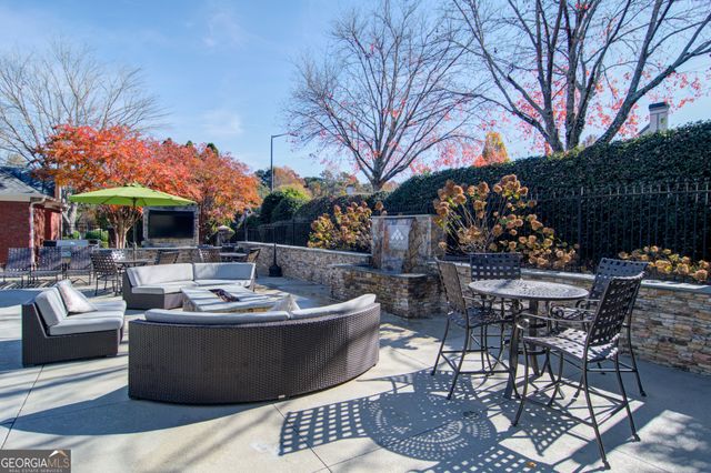 1970 Peachford Road 1229, Dunwoody, GA 30338