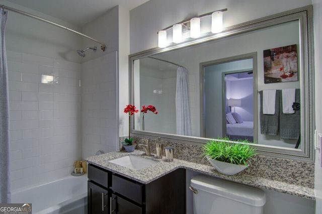 1970 Peachford Road 1229, Dunwoody, GA 30338
