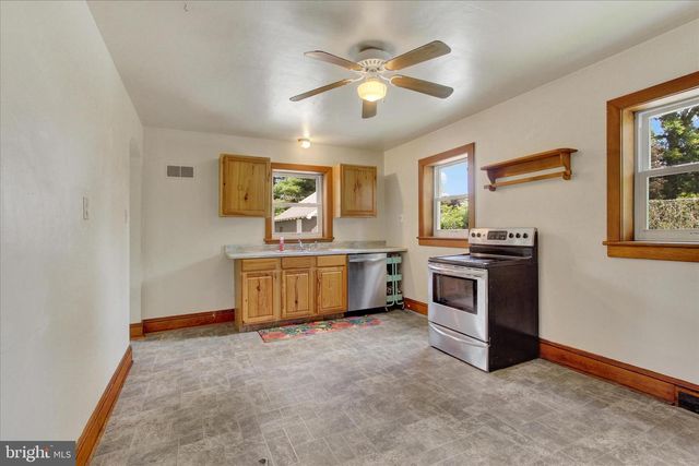 13285 OLD MILL RD, Waynesboro, PA 17268