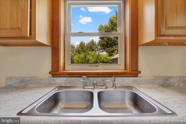 13285 OLD MILL RD, Waynesboro, PA 17268