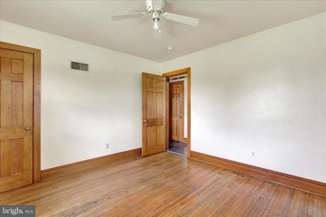 13285 OLD MILL RD, Waynesboro, PA 17268