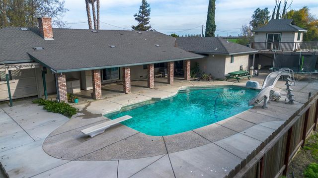 1034 Bliss Rd, Ceres, CA 95307