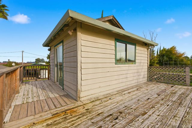 1034 Bliss Rd, Ceres, CA 95307