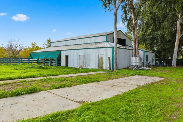 1034 Bliss Rd, Ceres, CA 95307