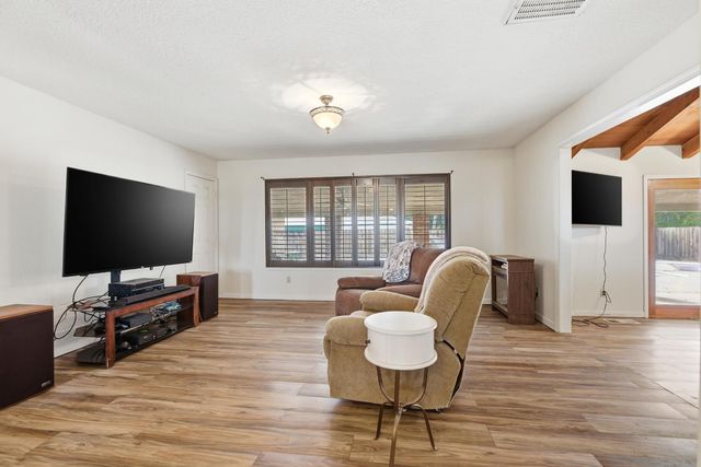 1034 Bliss Rd, Ceres, CA 95307