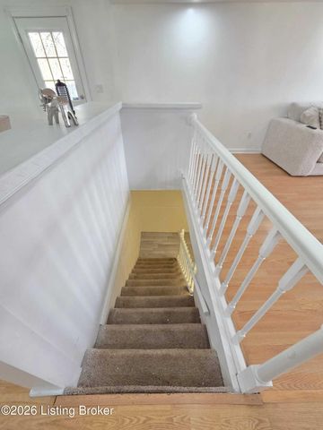 291 Overlook Rd, Louisville, KY 40229