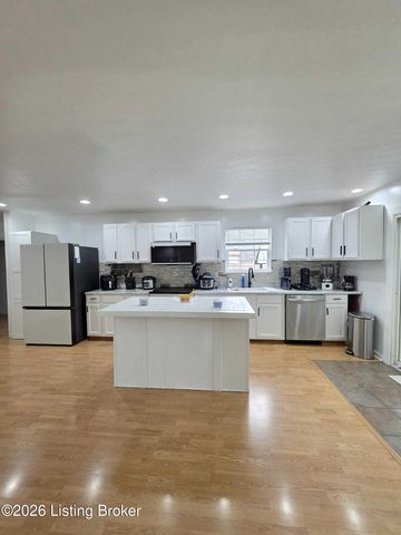 291 Overlook Rd, Louisville, KY 40229