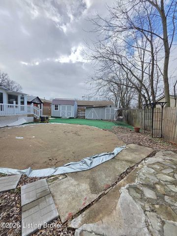 291 Overlook Rd, Louisville, KY 40229