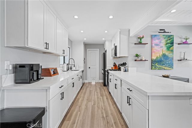 1740 E Francis, La Habra, CA 90631