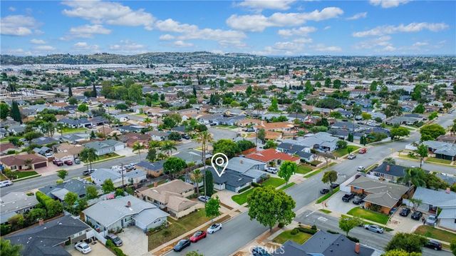 1740 E Francis, La Habra, CA 90631