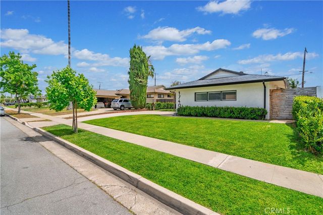 1740 E Francis, La Habra, CA 90631