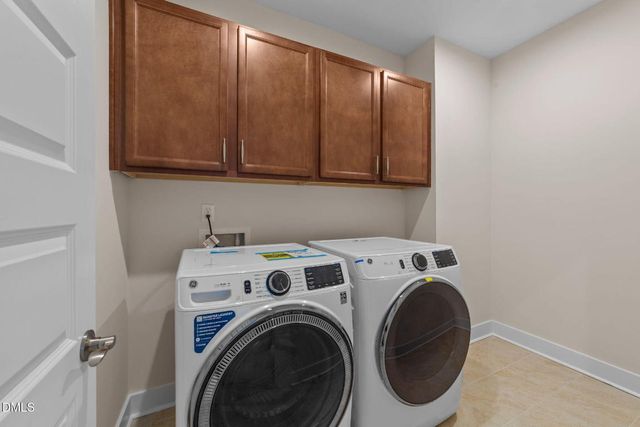 2422 Heron Watch Place, Fuquay Varina, NC 27526