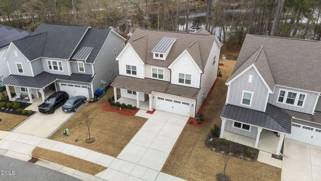 2422 Heron Watch Place, Fuquay Varina, NC 27526