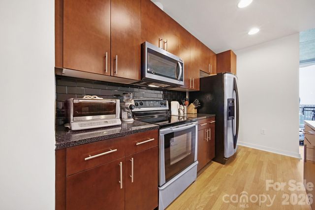 210 N Church Street 3112, Charlotte, NC 28202