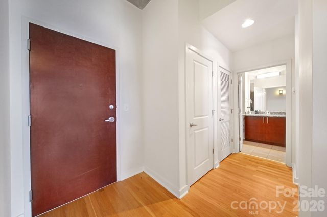 210 N Church Street 3112, Charlotte, NC 28202