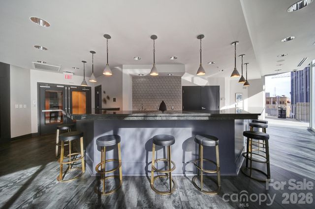 210 N Church Street 3112, Charlotte, NC 28202