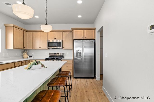 1421 OPEN RANGE RD, Cheyenne, WY 82007