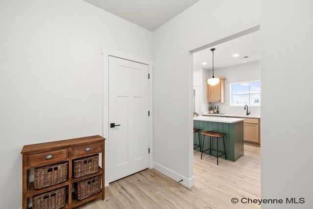 1421 OPEN RANGE RD, Cheyenne, WY 82007